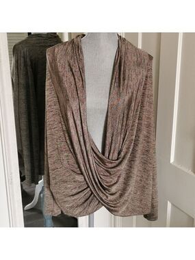 Laura wrap tunic. Size XL. EUC